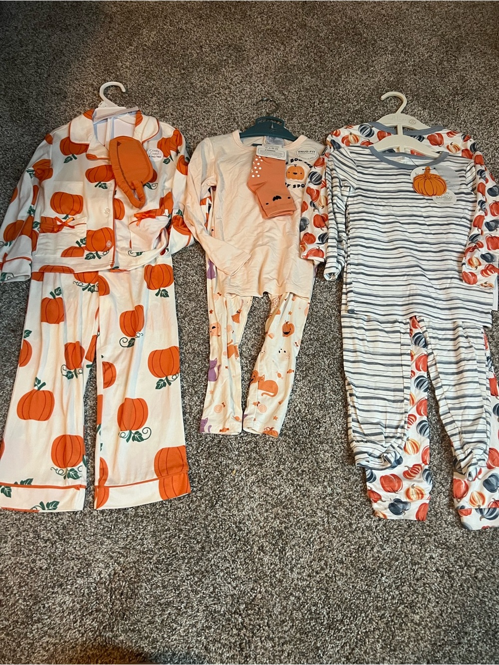 Super cute NEW 4t fall PjS - Milkberry, Tahari
